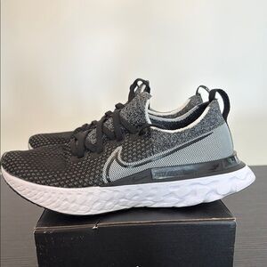 Nike react infinity run Black and White Running Shoes